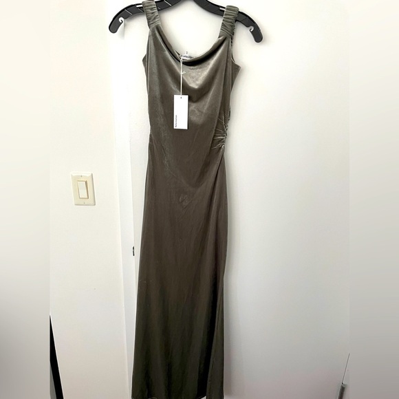 Reformation Ritz Knit Dress in grey velvet XS NWT - Picture 5 of 7